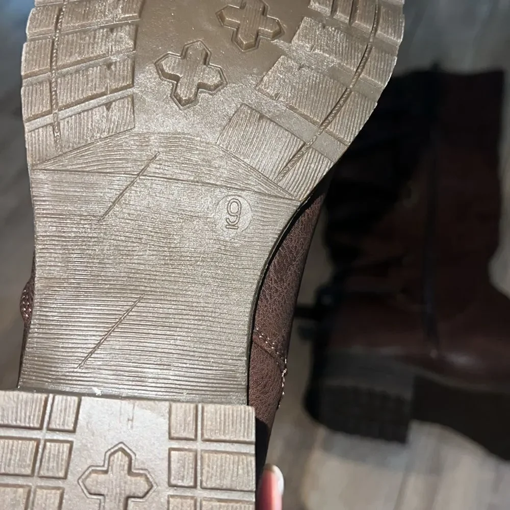 global win boots - Picture 2 of 4